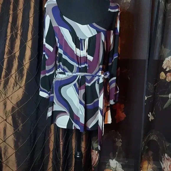 Jessica | Retro Pucci Vibe Top  Never Worn - Picture 4 of 16